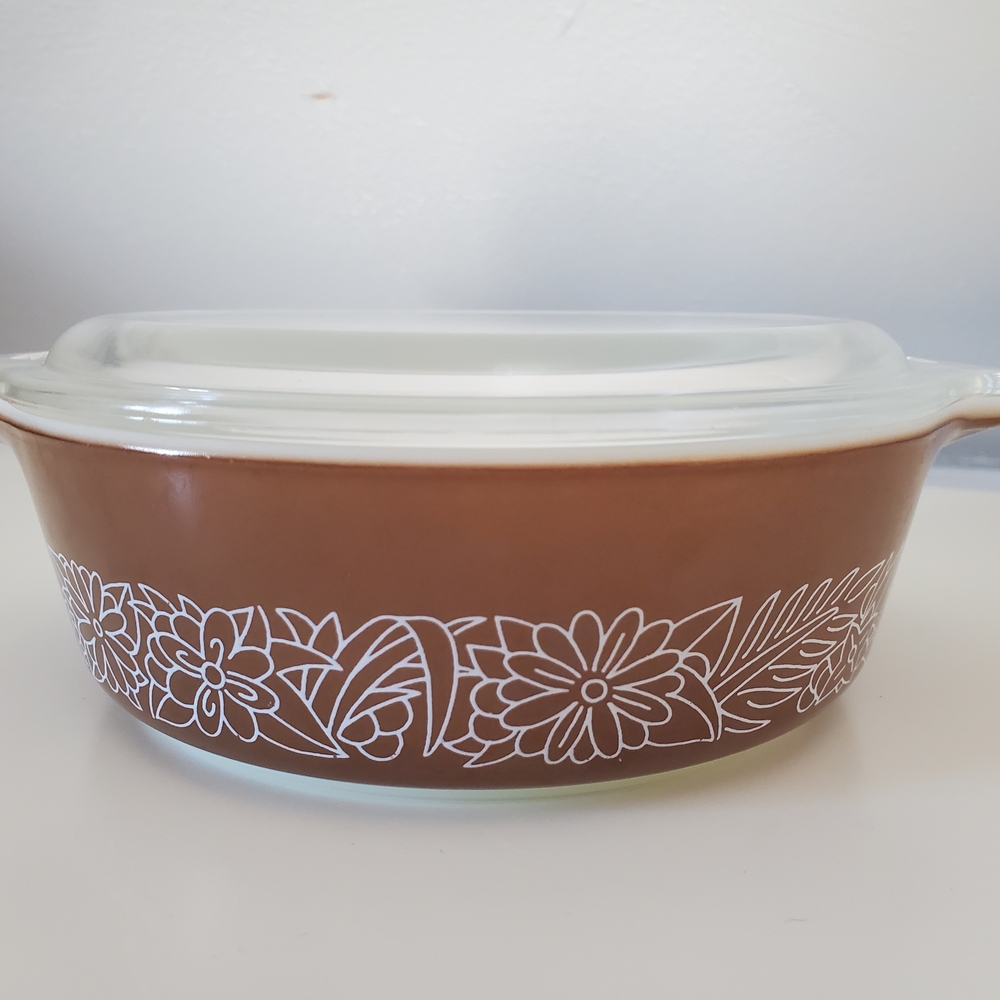 Pyrex Brown Floral Bakeware Dish